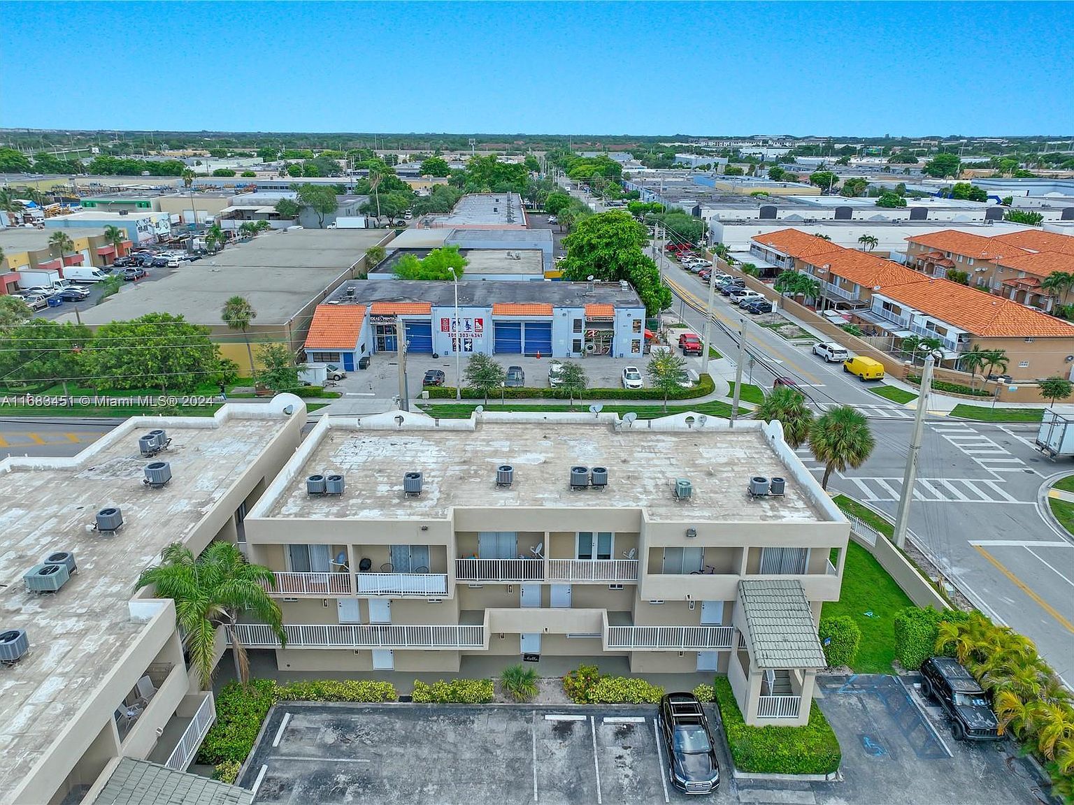 2610 W 76th St APT 210 Hialeah, FL 33016 - Thumbnail 2