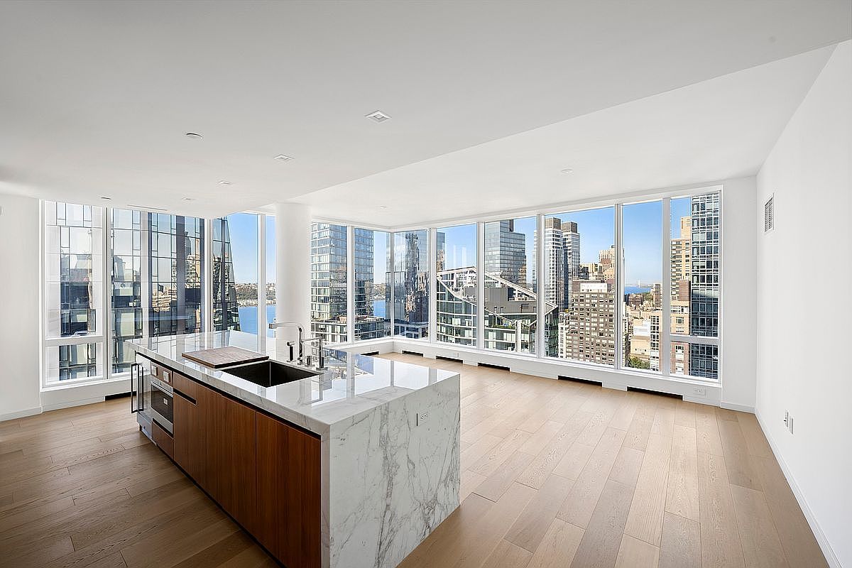 1 W End Ave APT 26G New York, NY 10023 - Thumbnail 2