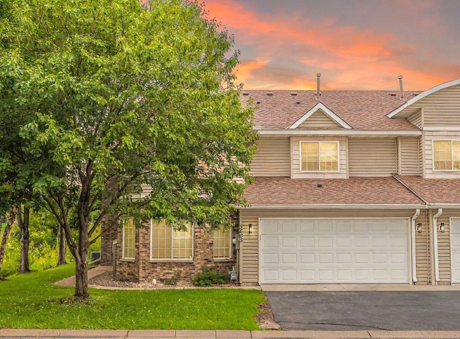 5665 100th Ln N Brooklyn Park, MN 55443 - Thumbnail 2