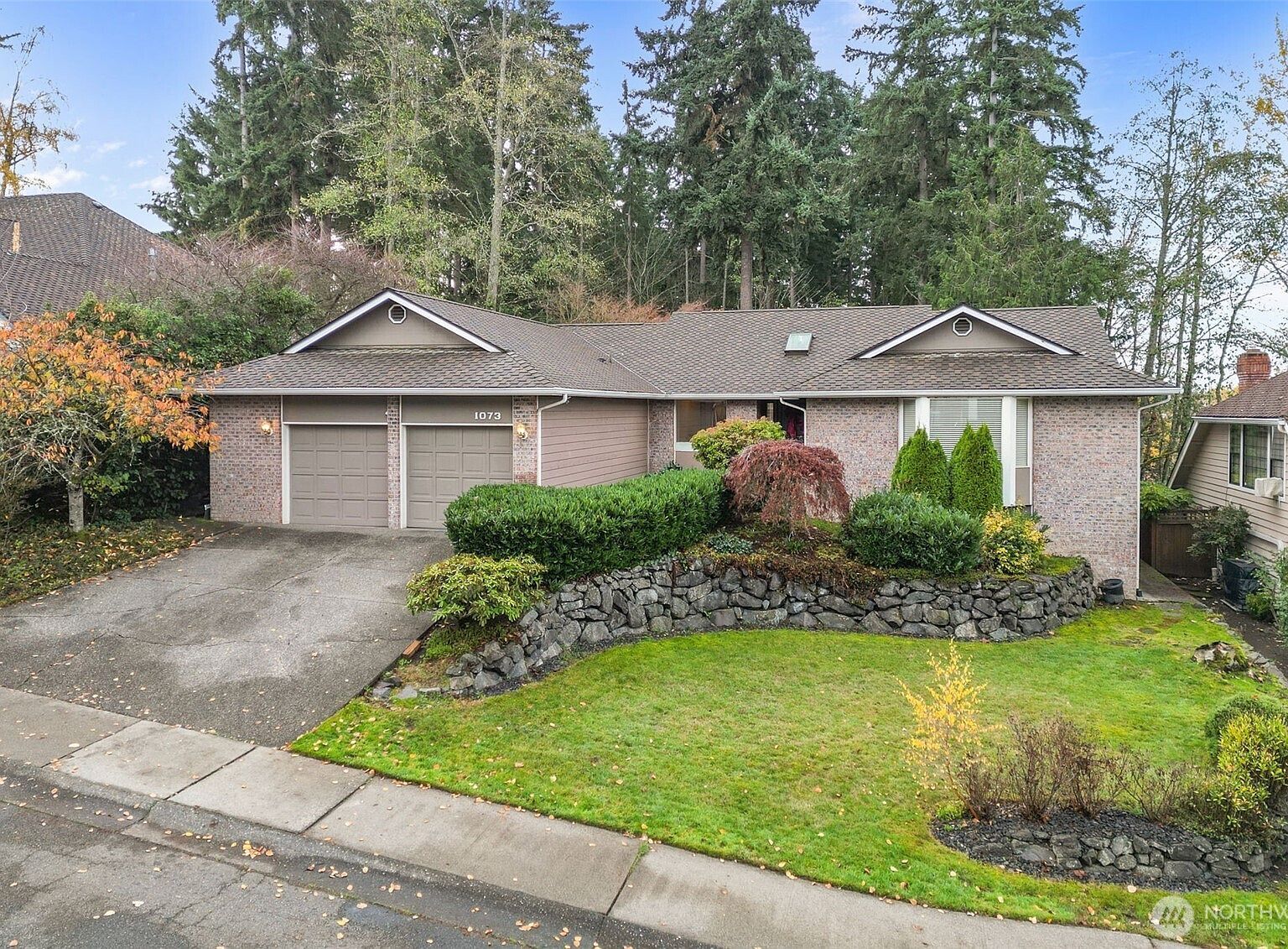 1073 SW 326th St Federal Way, WA 98023 - Thumbnail 2