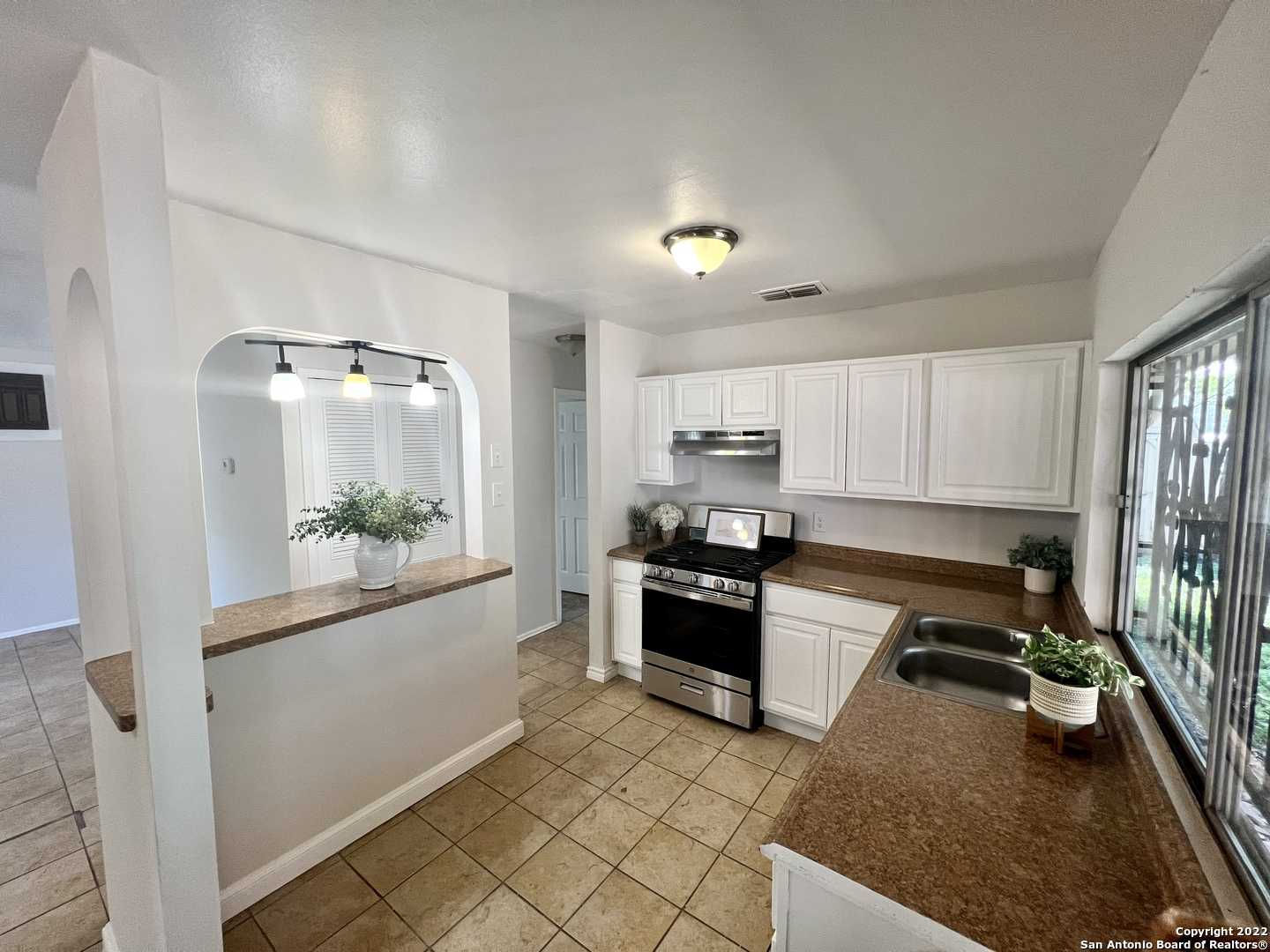 5430 Indian Desert Street, San Antonio, TX, USA, 78242 - Thumbnail 3