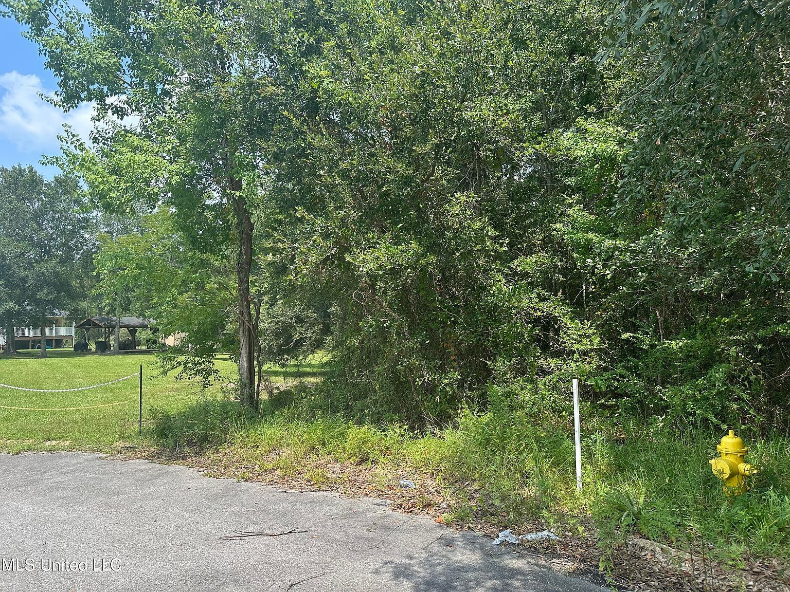 0 King Cir Pass Christian, MS 39571 - Thumbnail 2