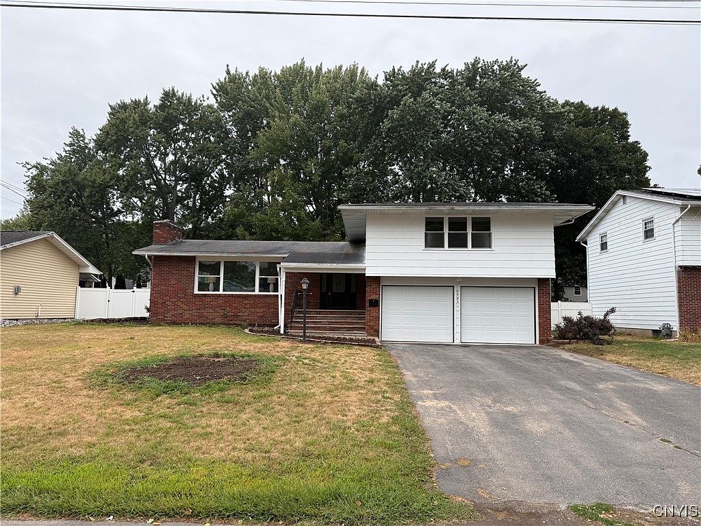 7593 Daphne Dr North Syracuse, NY 13212 - Thumbnail 2