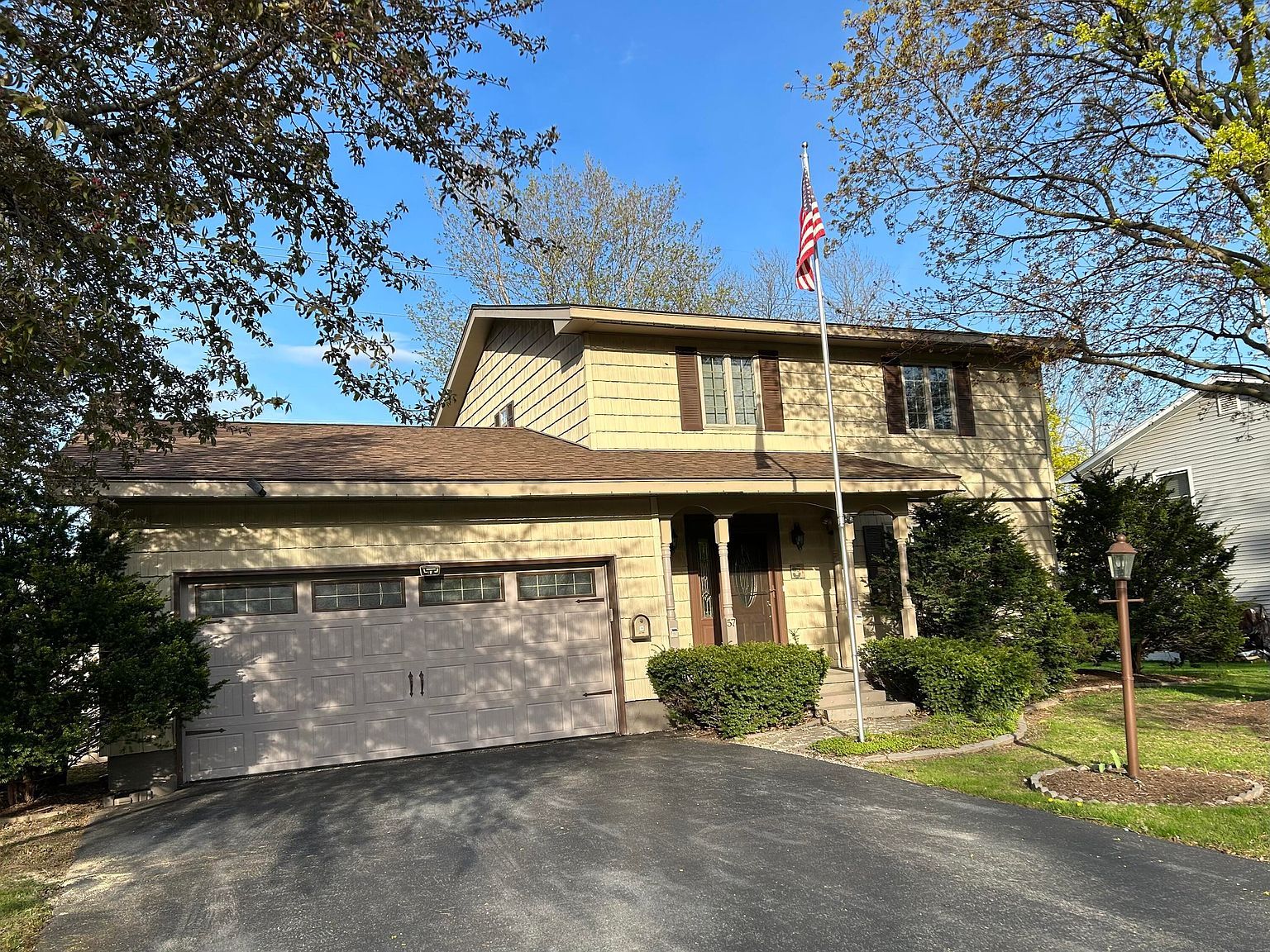 57 Cogan Ave Plattsburgh, NY 12901 - Thumbnail 2