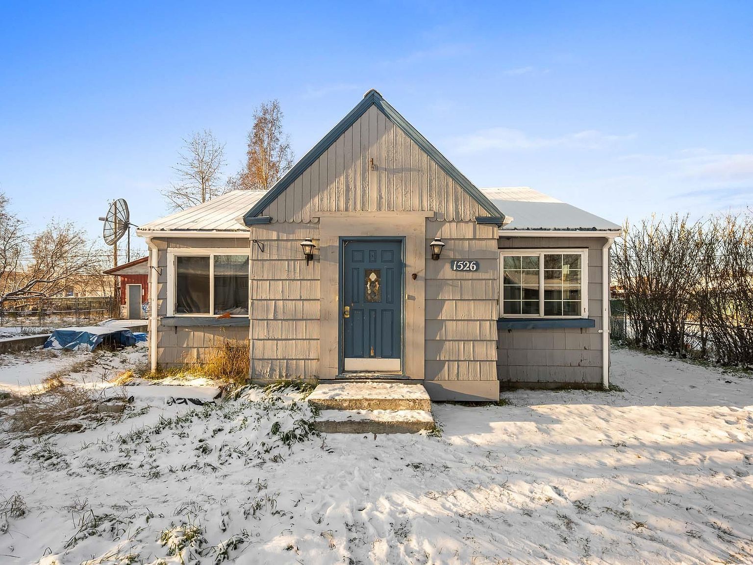 1526 Noble St Fairbanks, AK 99701 - Thumbnail 2