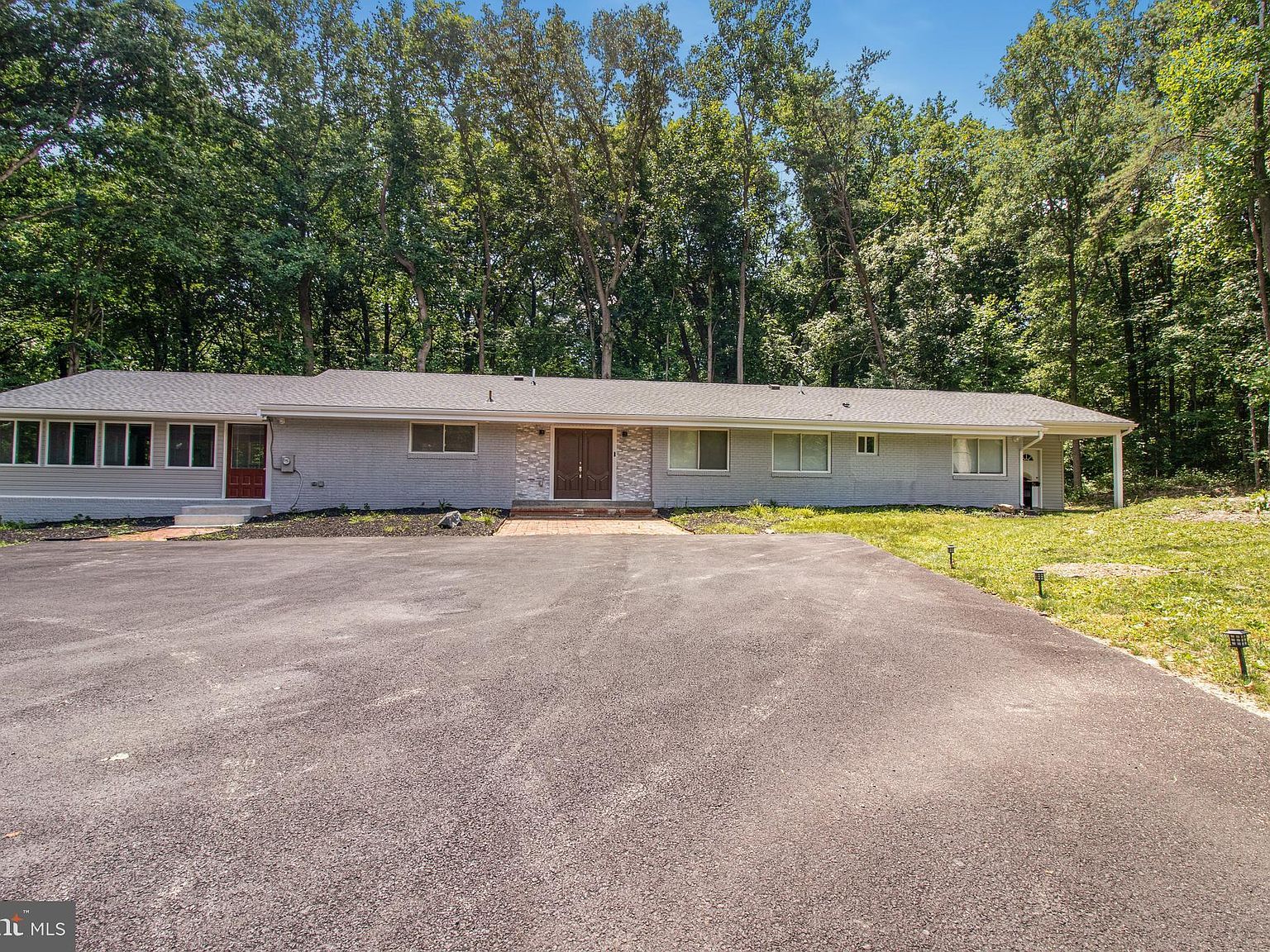 7105 Brooklyn Bridge Rd Laurel, MD 20707 - Thumbnail 2