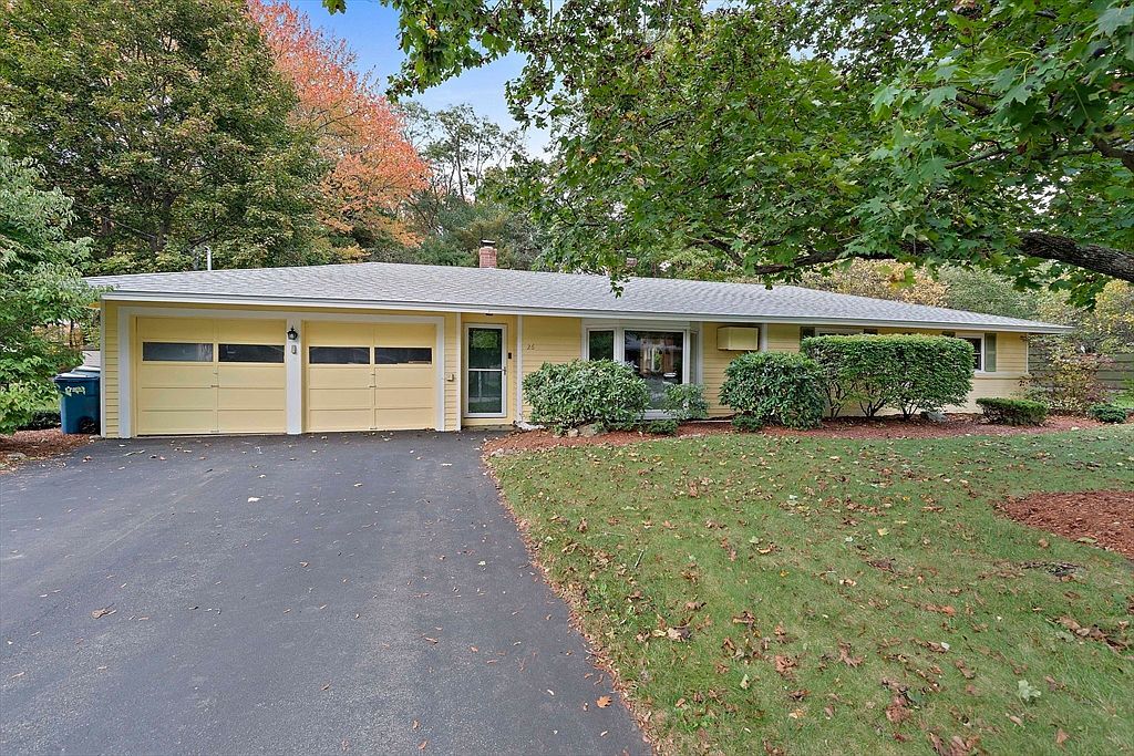 26 Wentworth Rd Canton, MA 02021 - Thumbnail 2