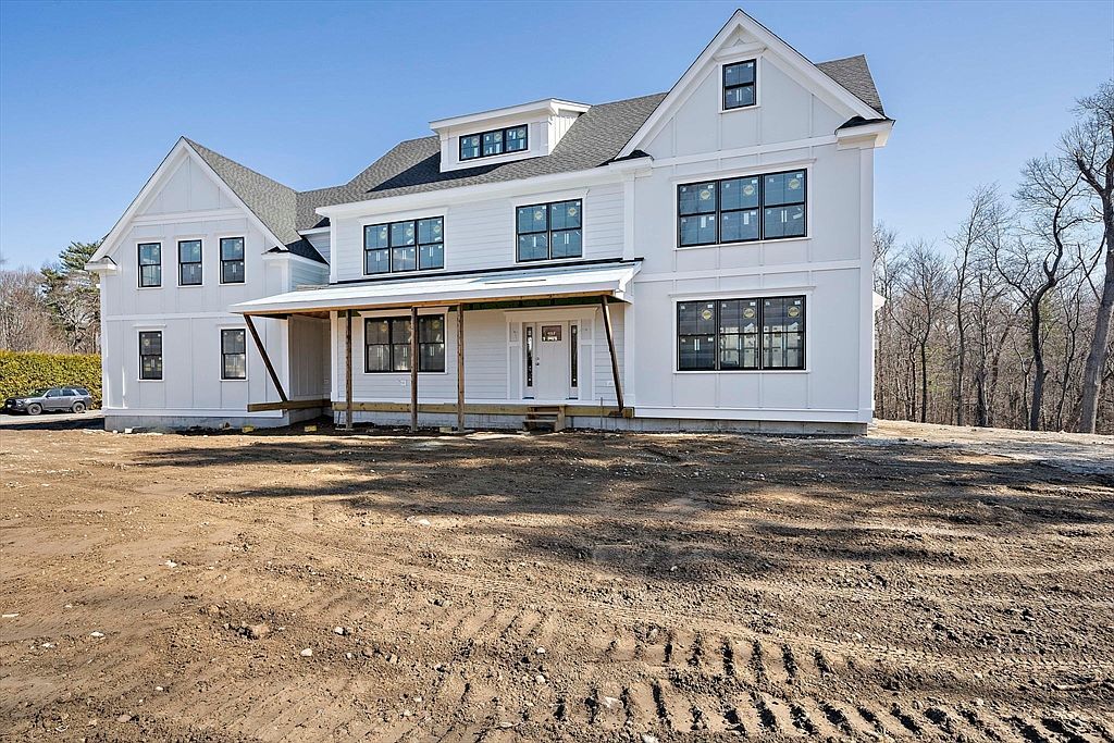 448 York St Canton, MA 02021  | Single Family