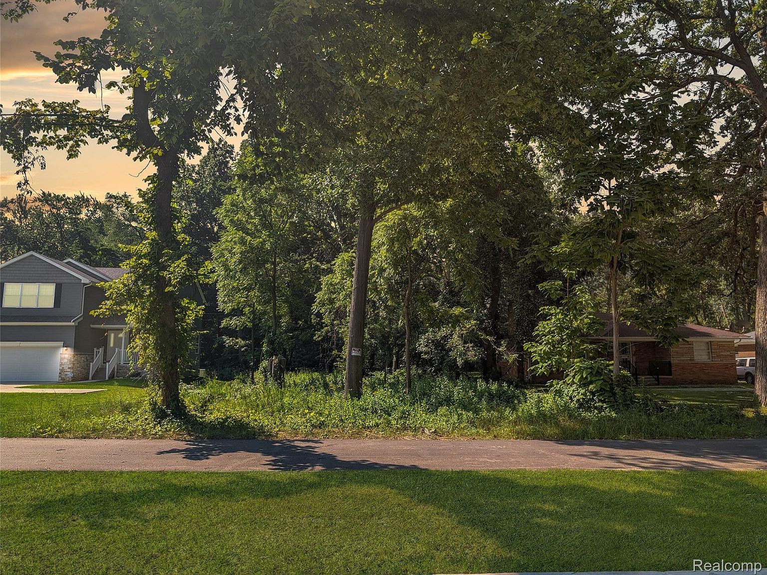 0 W Nine Mile Rd Southfield, MI 48075 - Thumbnail 2