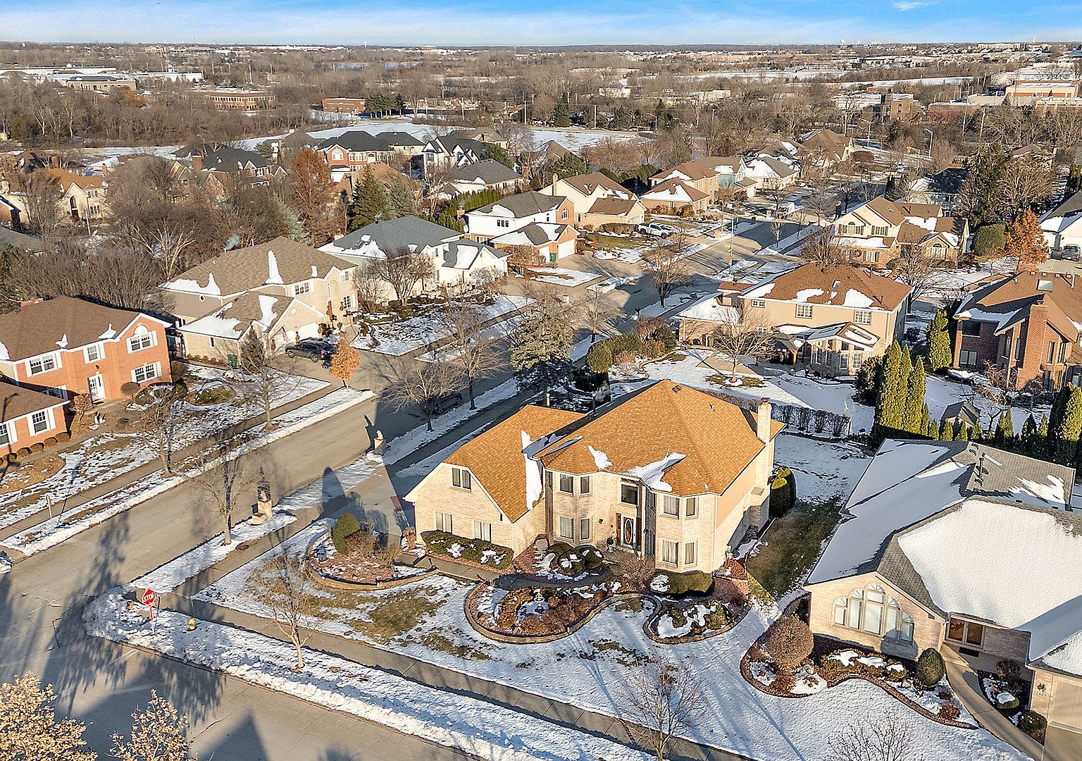 16221 Kingsport Rd Orland Park, IL 60467 - Thumbnail 2