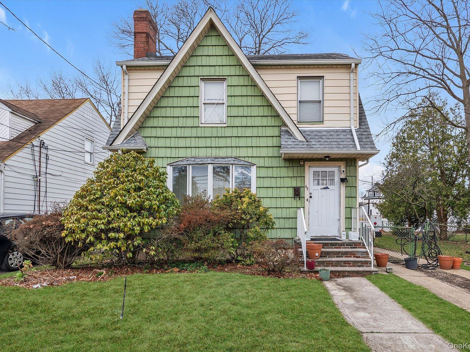 65 Belmont Pkwy Hempstead, NY 11550 - Thumbnail 2