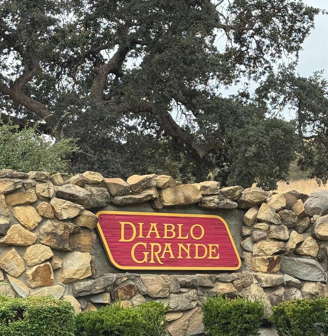 Morton Davis Dr Patterson, CA 95363 - Thumbnail 2