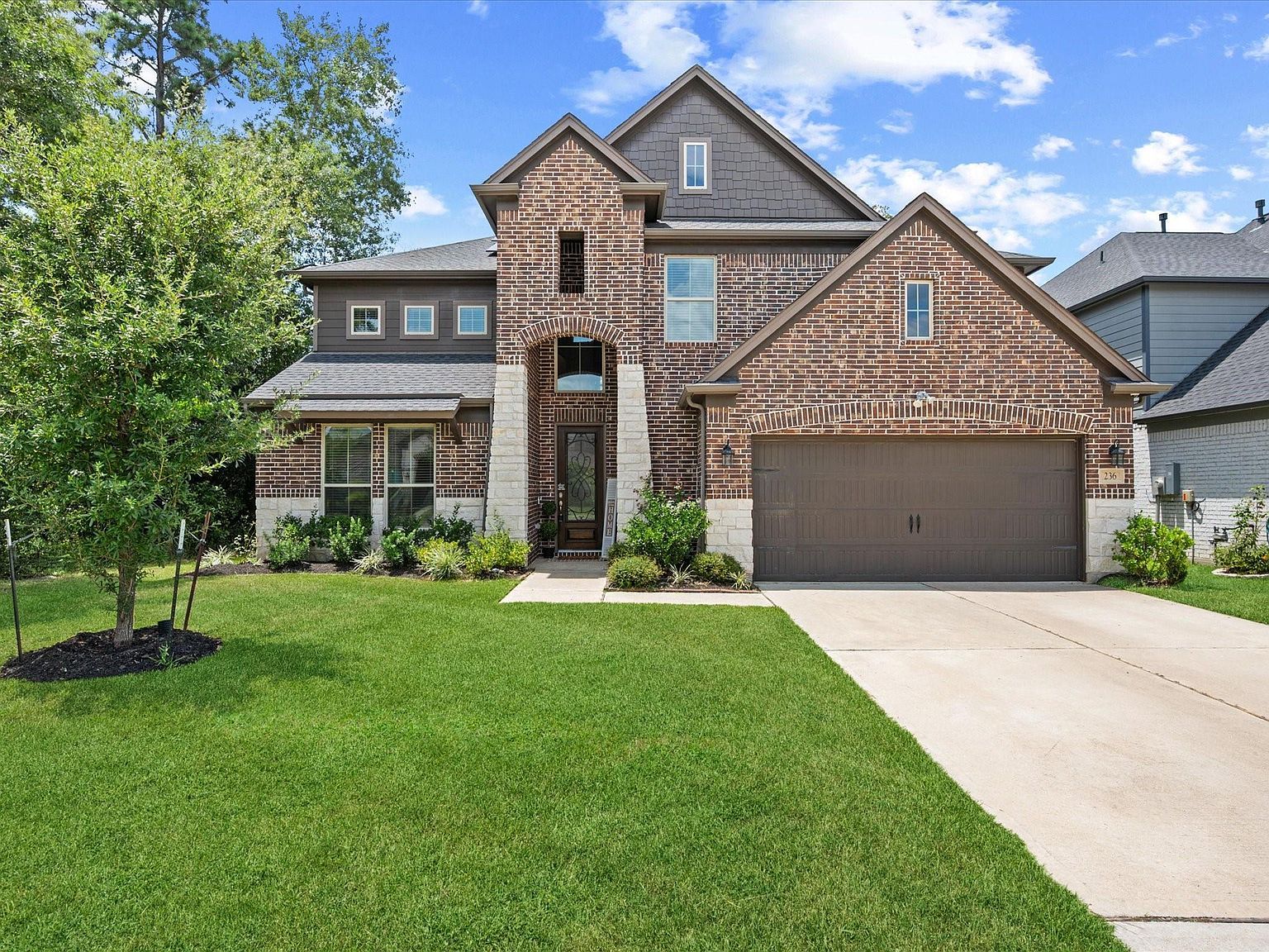 236 Redwood Canyon Trl Conroe, TX 77301 - Thumbnail 2