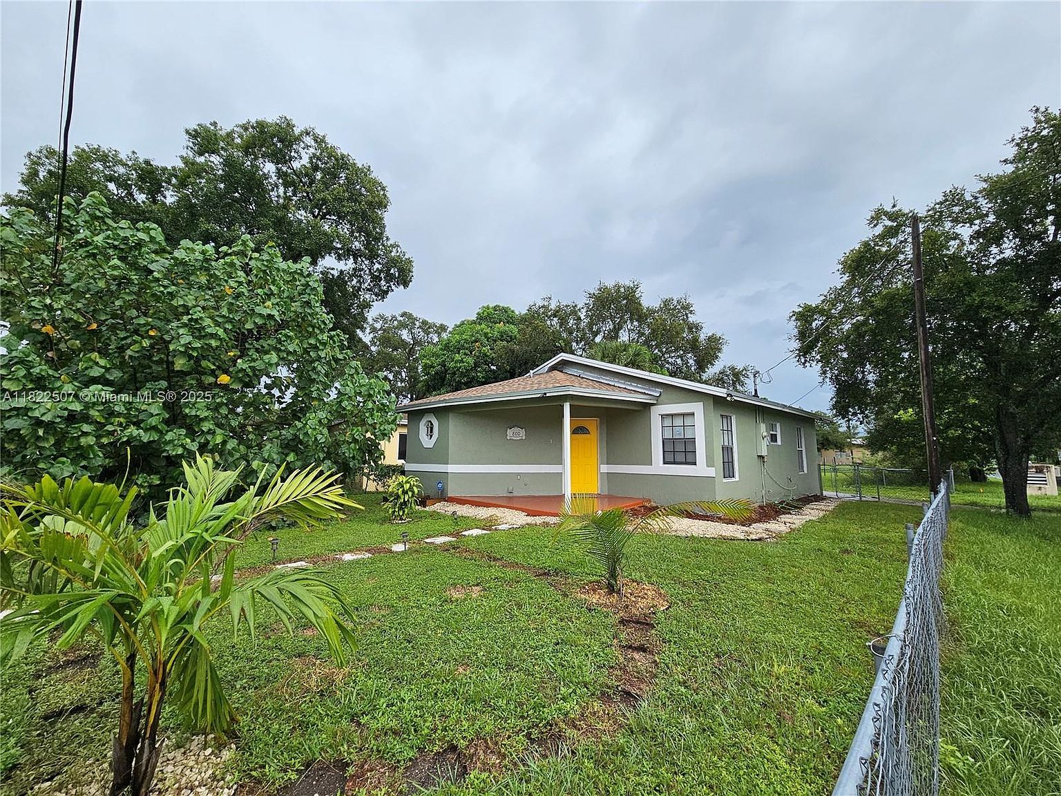 800 NW 15th Ave Fort Lauderdale, FL 33311 - Thumbnail 2