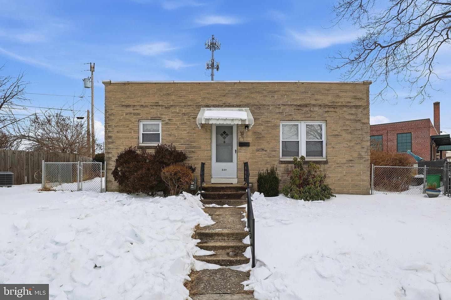 339 Fredrick Ct York, PA 17403 - Thumbnail 2