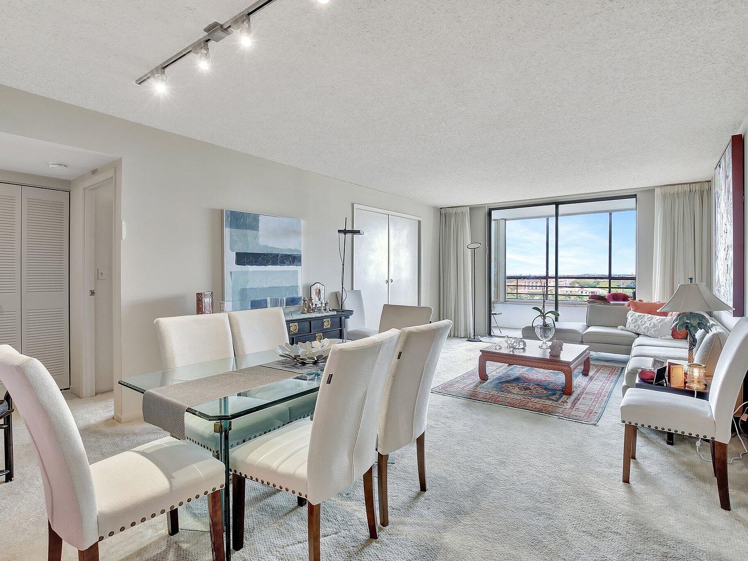 600 Three Islands Blvd APT 808 Hallandale Beach, FL 33009 - Thumbnail 2