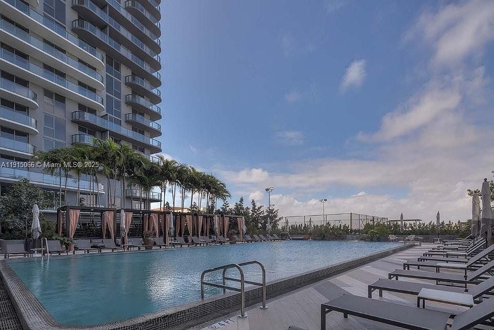 121 NE 34th St UNIT 2811 Miami, FL 33137 - Thumbnail 2