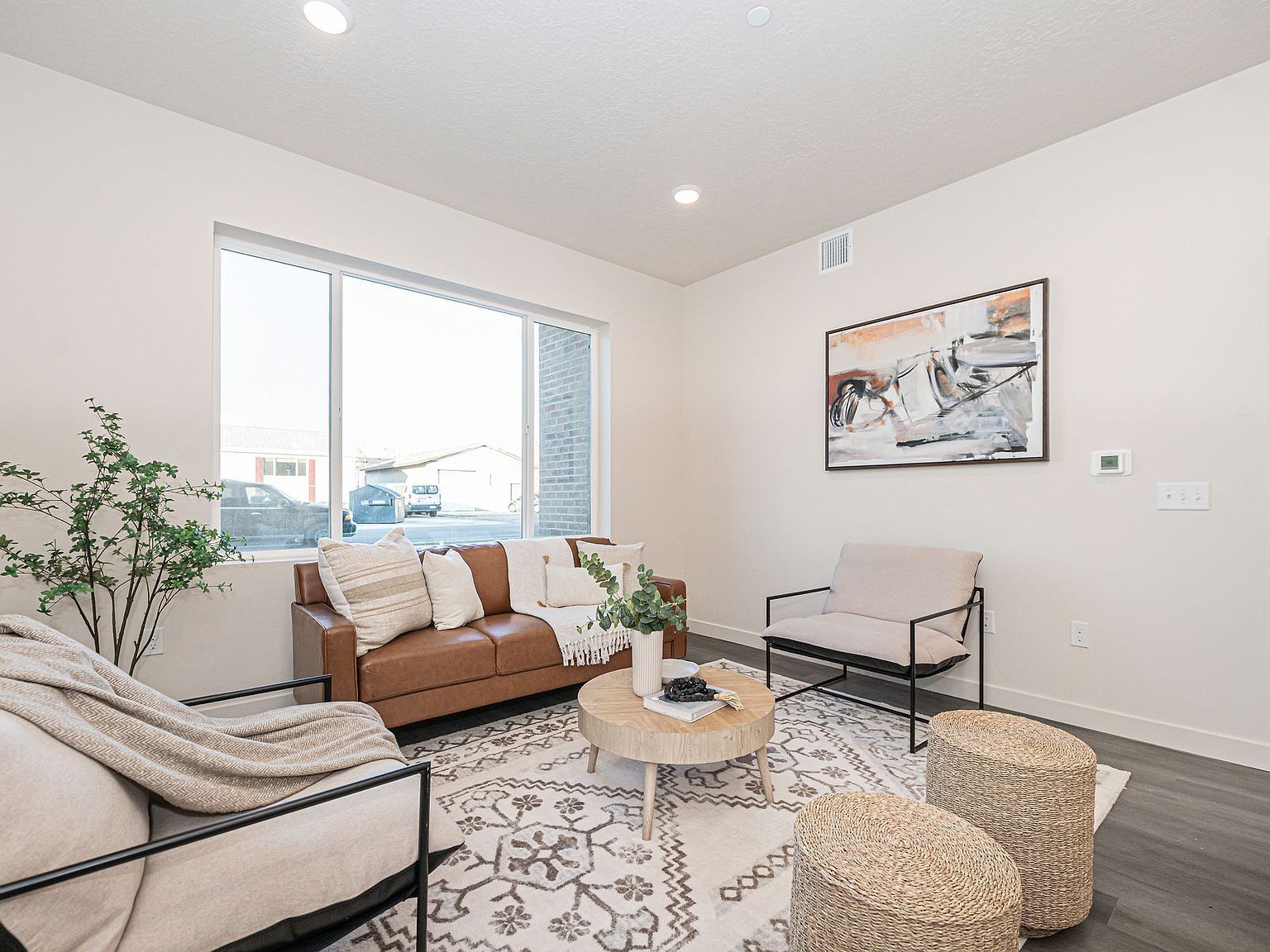 155 E 900 S #208 Ogden, UT 84404 - Thumbnail 2