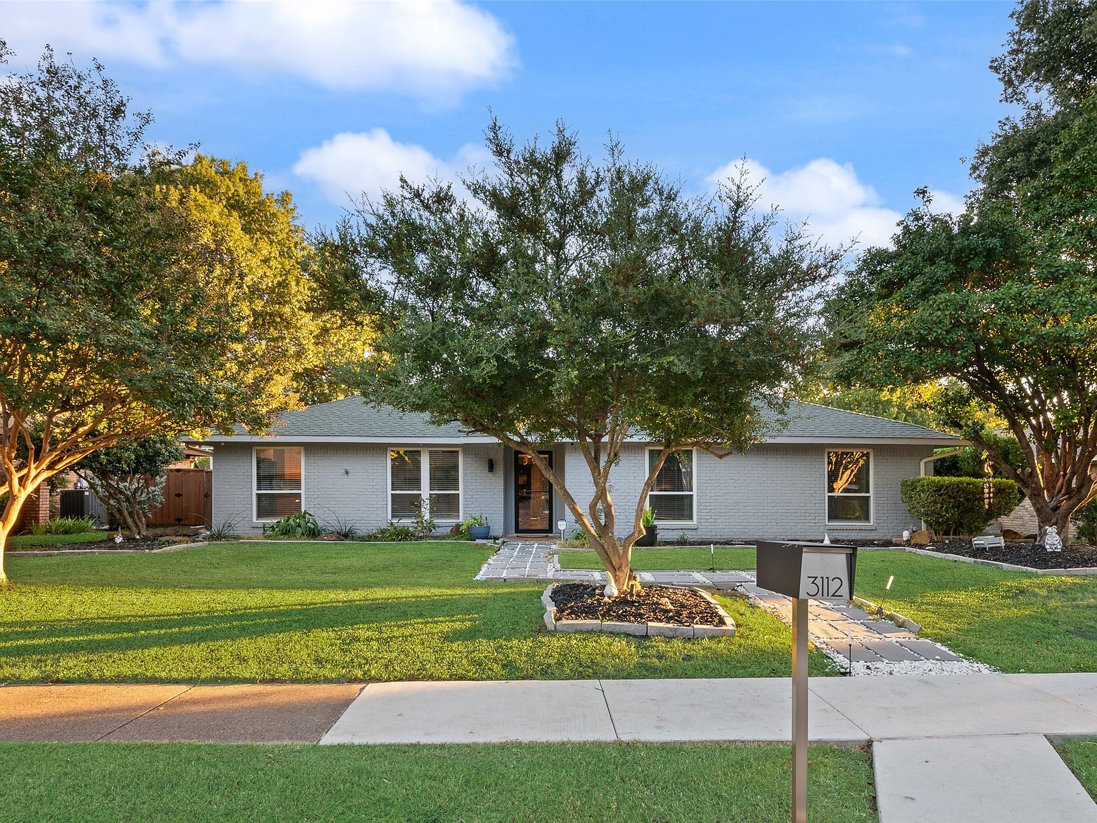 3112 Canterbury Dr Plano, TX 75075 - Thumbnail 2