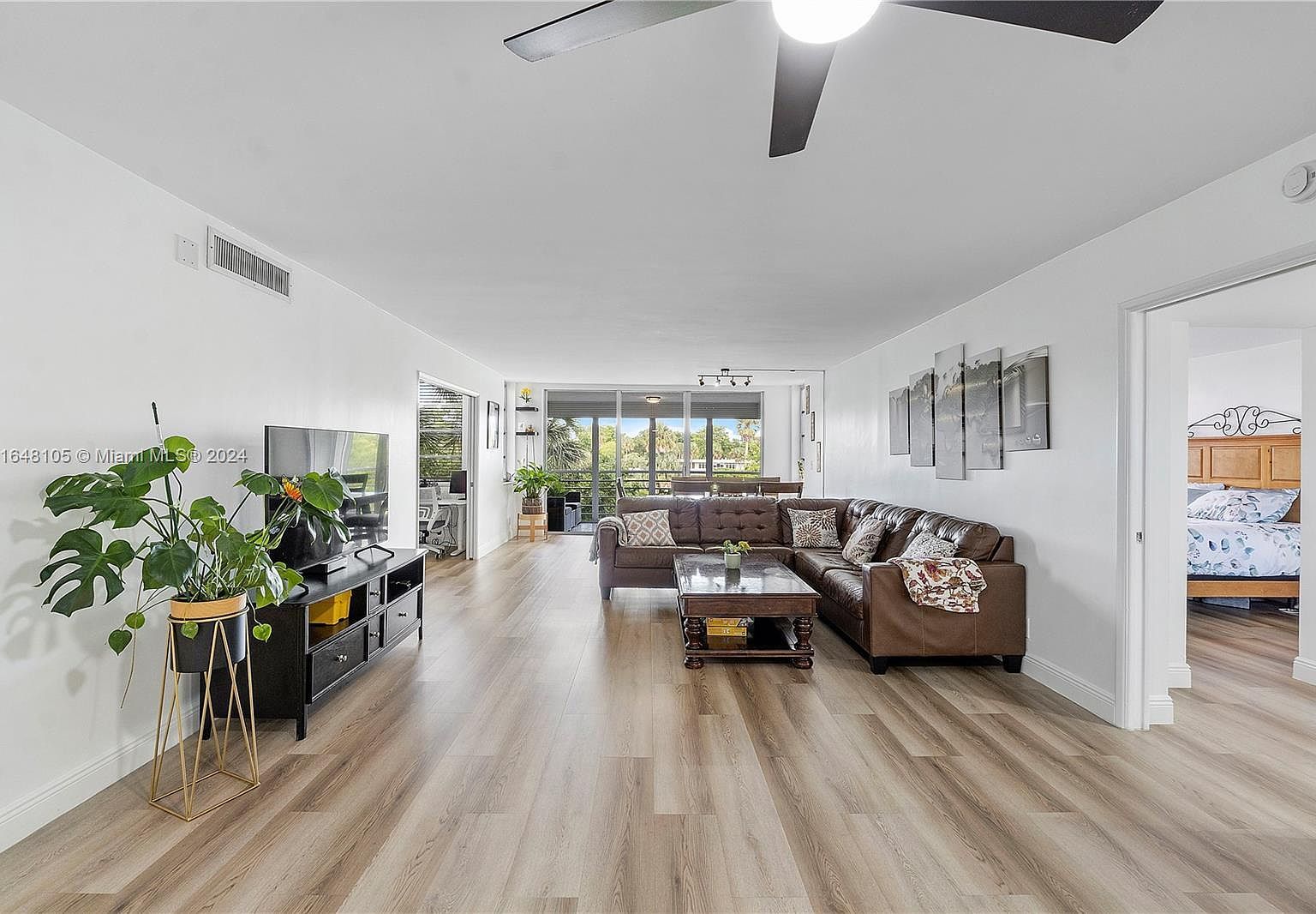 804 Cypress Grove Ln APT 308 Pompano Beach, FL 33069 - Thumbnail 2