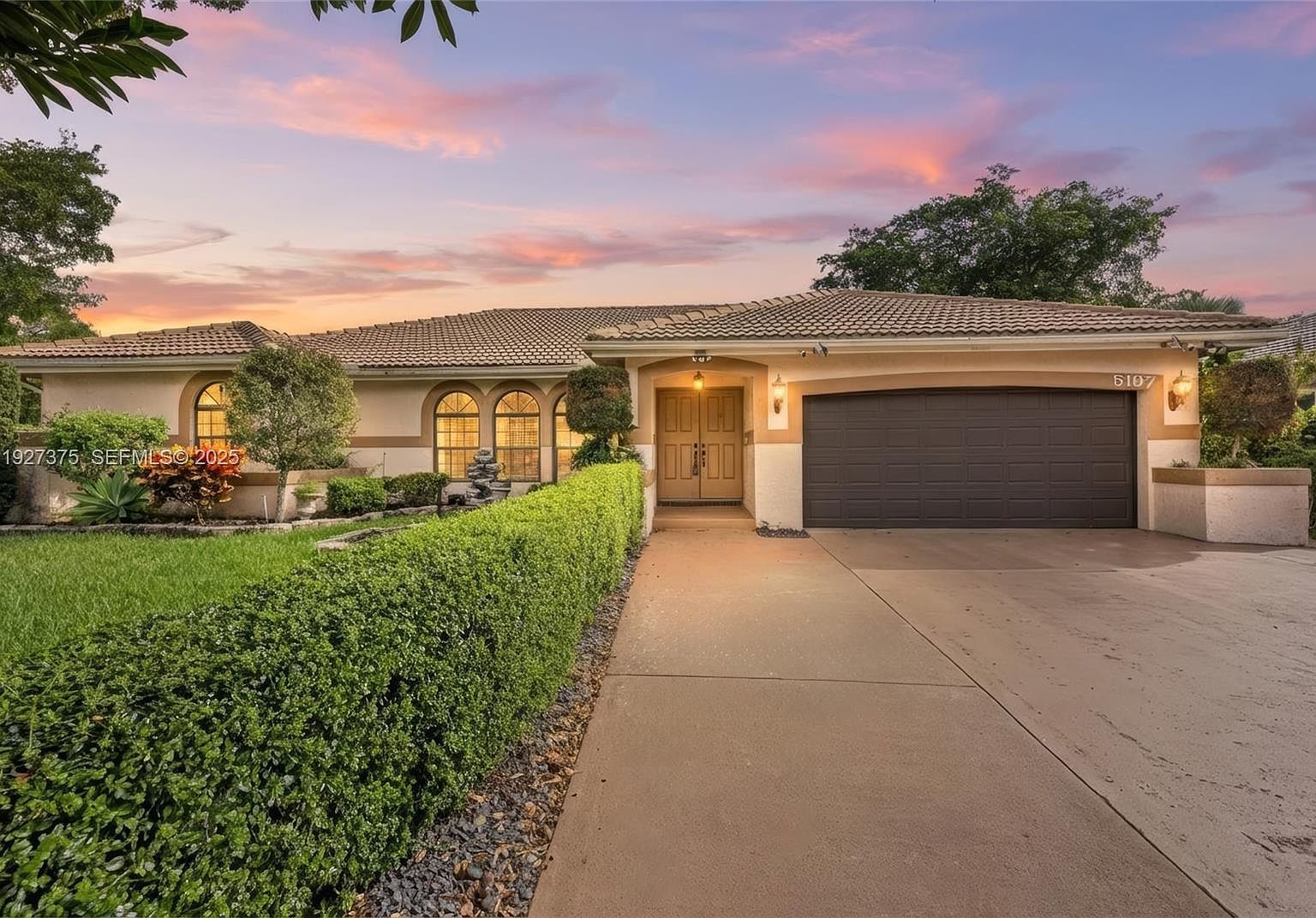 5197 NW 58th Ter Coral Springs, FL 33067 - Thumbnail 2