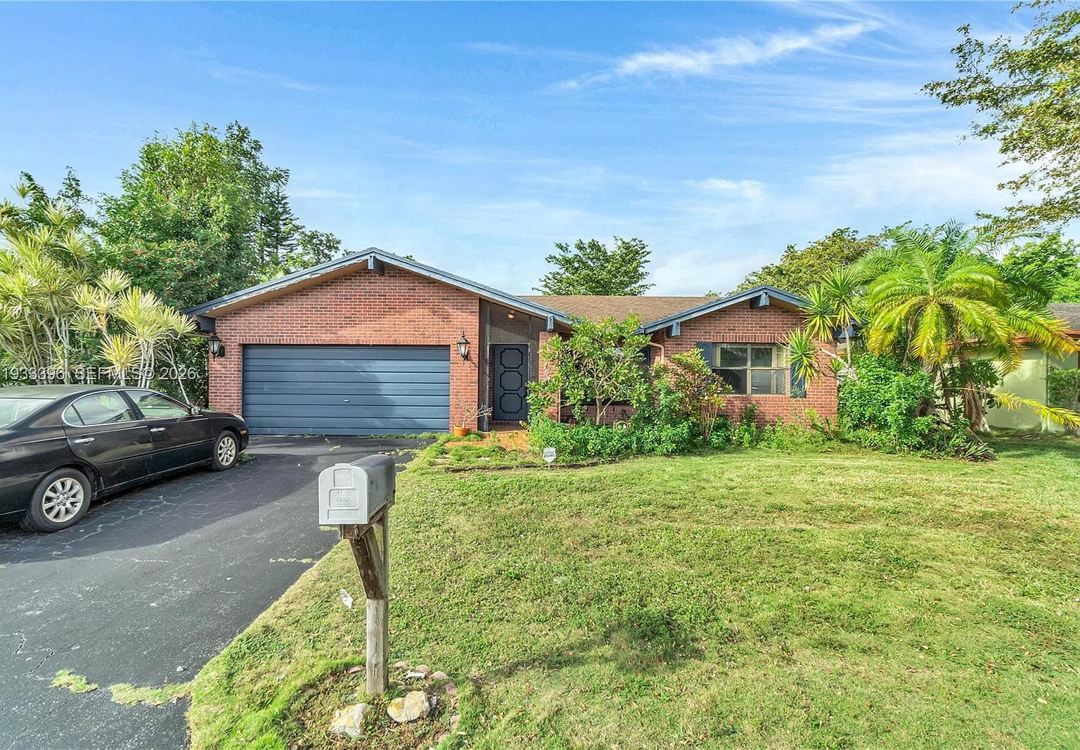 7545 NW 99th Ave Fort Lauderdale, FL 33321 - Thumbnail 2