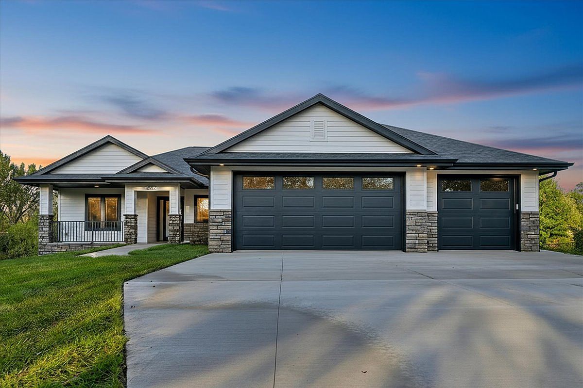 2912 Eagle Ridge Dr Missouri Valley, IA 51555 - Thumbnail 2