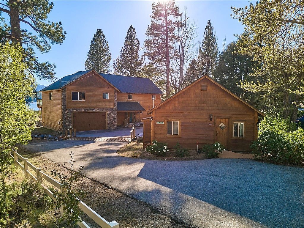 448 Edgemoor Rd Big Bear Lake, CA 92315 - Thumbnail 2