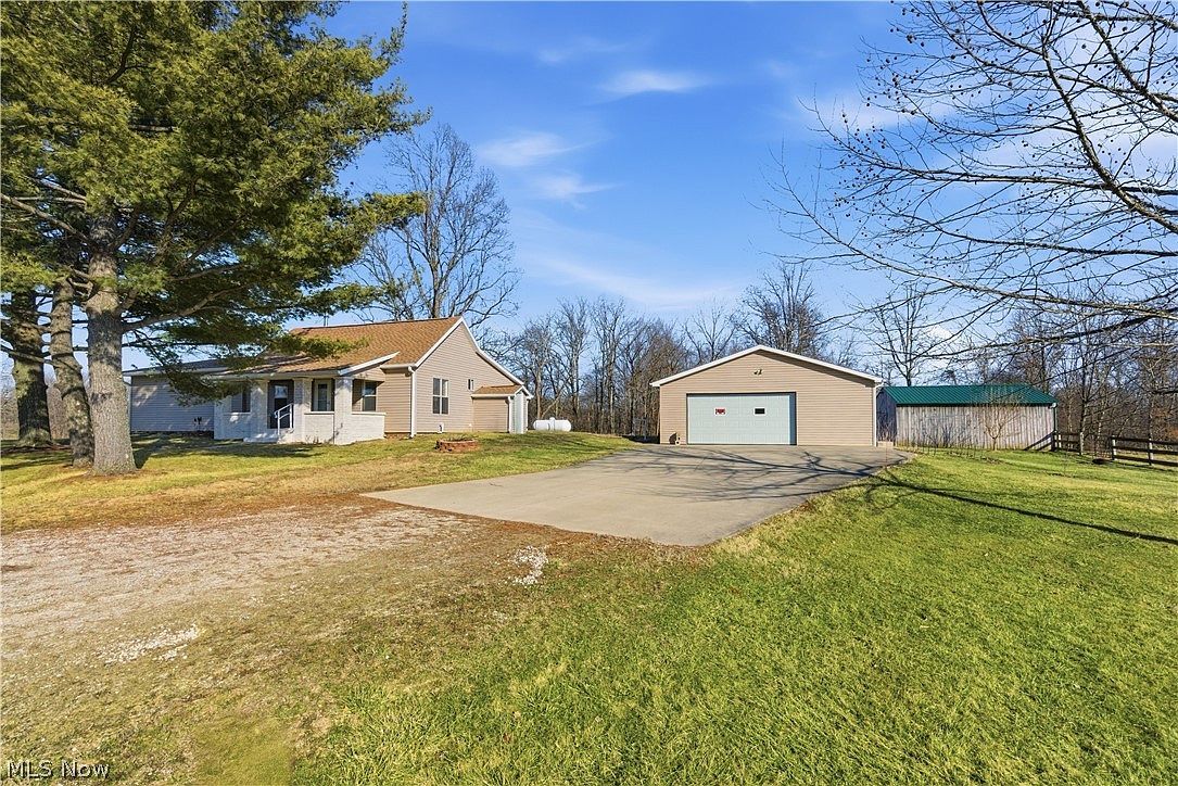 52450 Tower Rd Cumberland, OH 43732 - Thumbnail 2