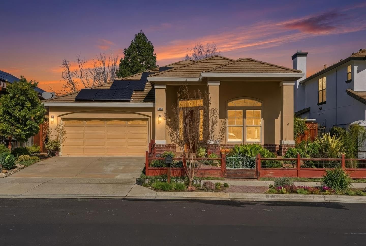 1655 Valley Oaks Dr Gilroy, CA 95020 - Thumbnail 2