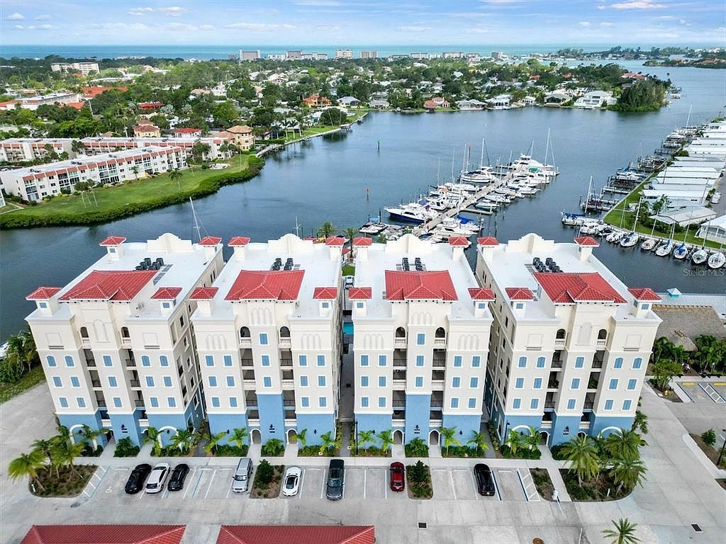 505 Tamiami Trl N UNIT B202 Venice, FL 34285 - Thumbnail 2