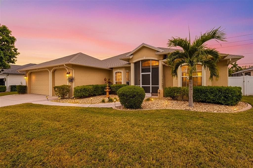 7350 Deer Crossing Ct Sarasota, FL 34240  | Single Family