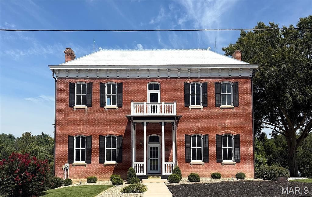 5589 Walnut St Augusta, MO 63332, 63332