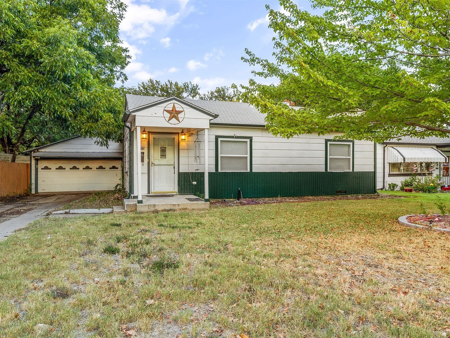 310 Larry Dr Irving, TX 75060 - Thumbnail 2