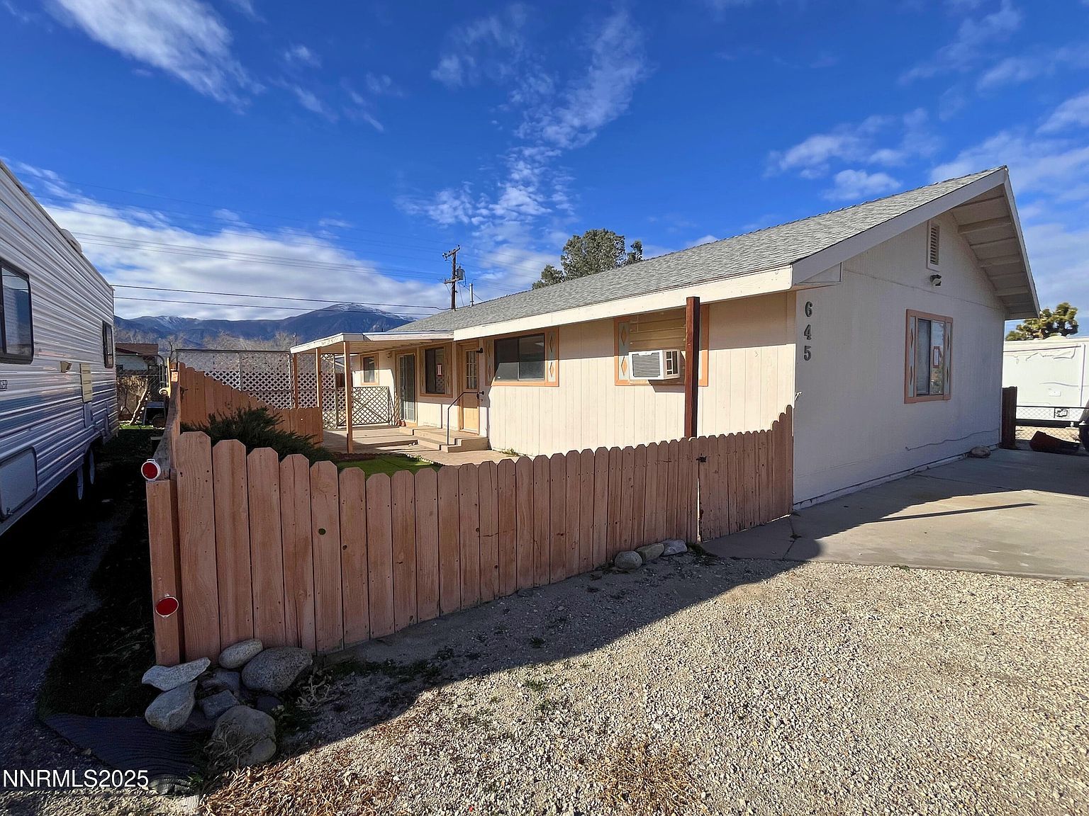 645 K St Hawthorne, NV 89415 - Thumbnail 2