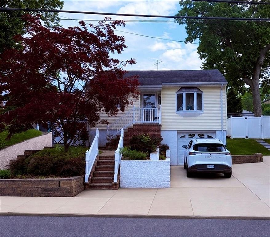 18 Cypress Ave Staten Island, NY 10301, 10301