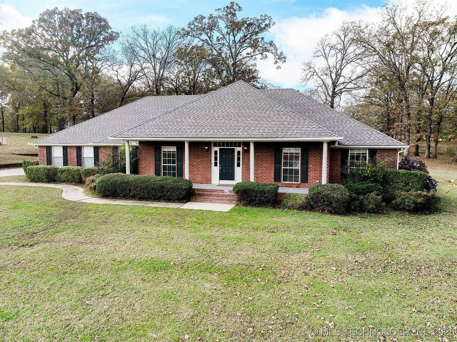 5353 Stonebriar Cir Durant, OK 74701 - Thumbnail 2