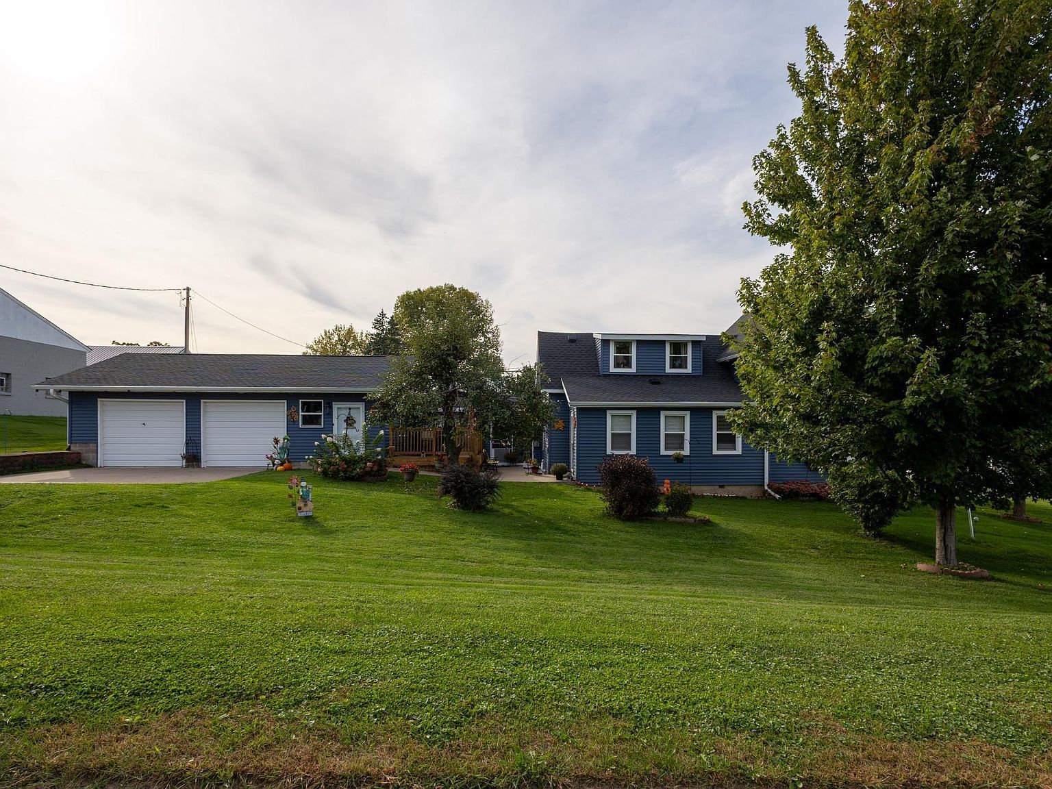 42673 County Road 12 Dakota, MN 55925 - Thumbnail 2