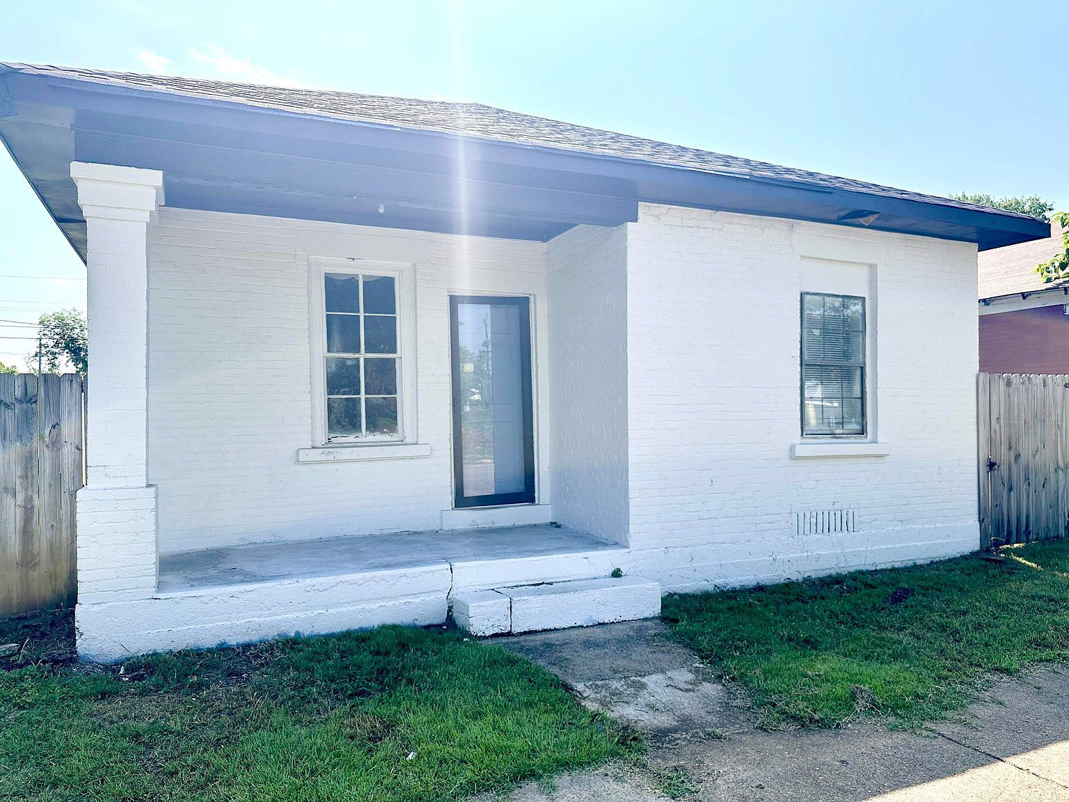 412 Pittsburgh Ave Sheffield, AL 35660 - Thumbnail 2