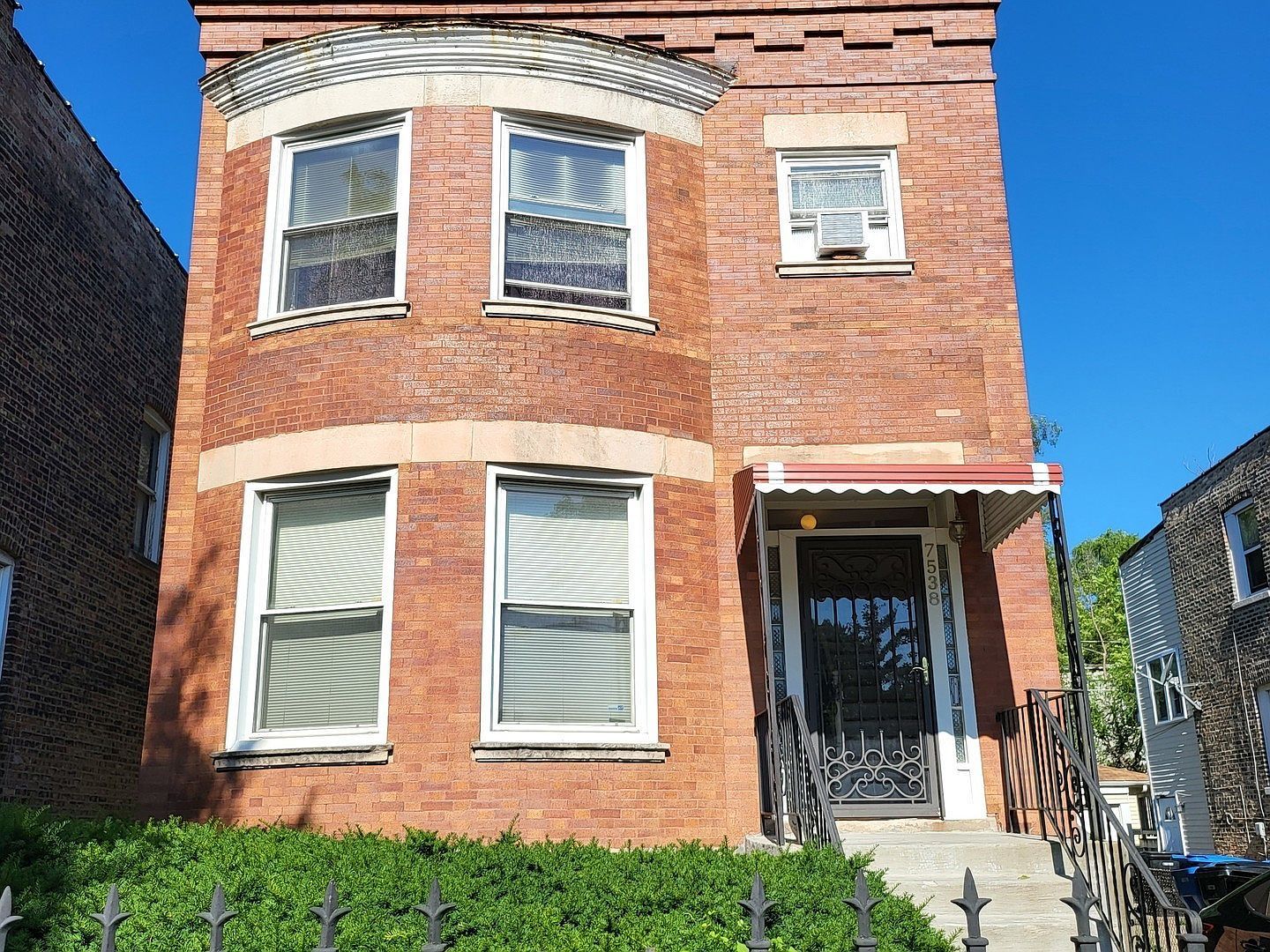 7538 S Eggleston Ave Chicago, IL 60620 - Thumbnail 2