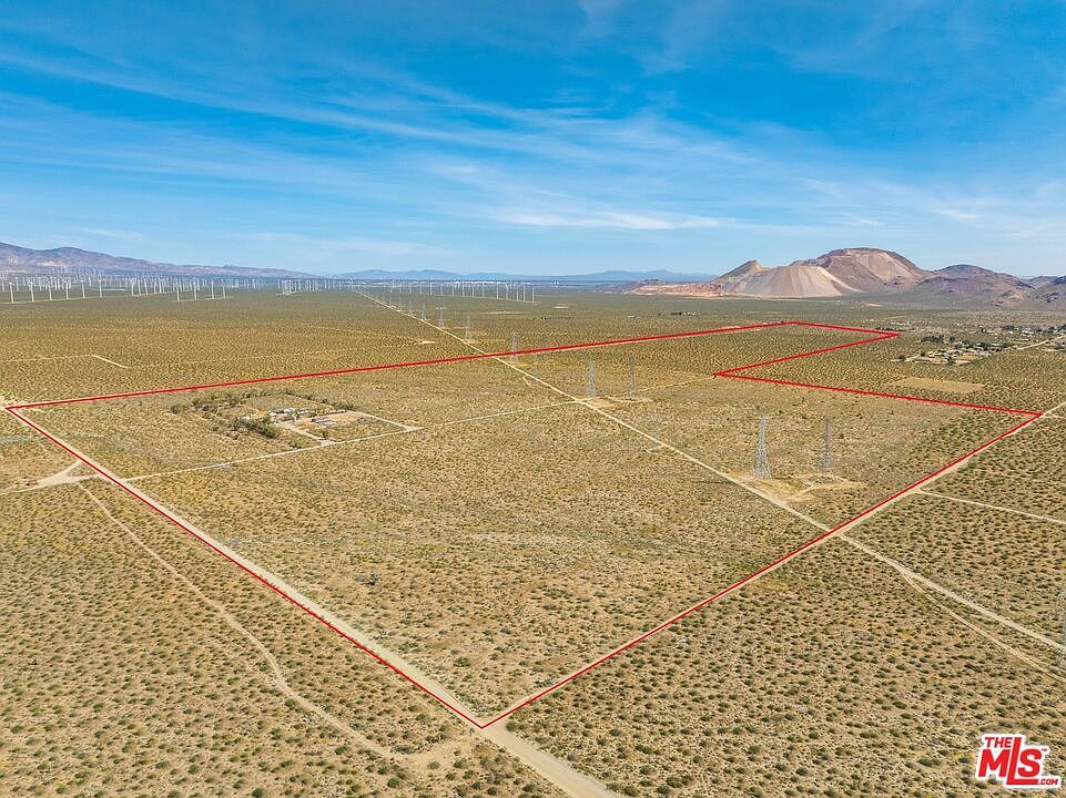 9750 70th St W Rosamond, CA 93560 - Thumbnail 2