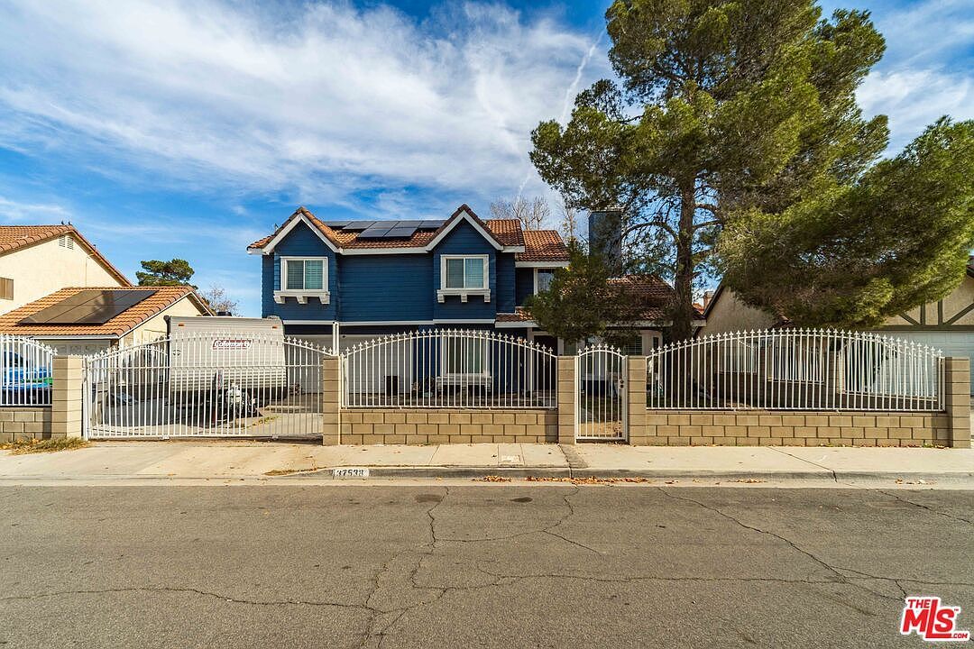 37538 Sabal Ct Palmdale, CA 93552 - Thumbnail 2