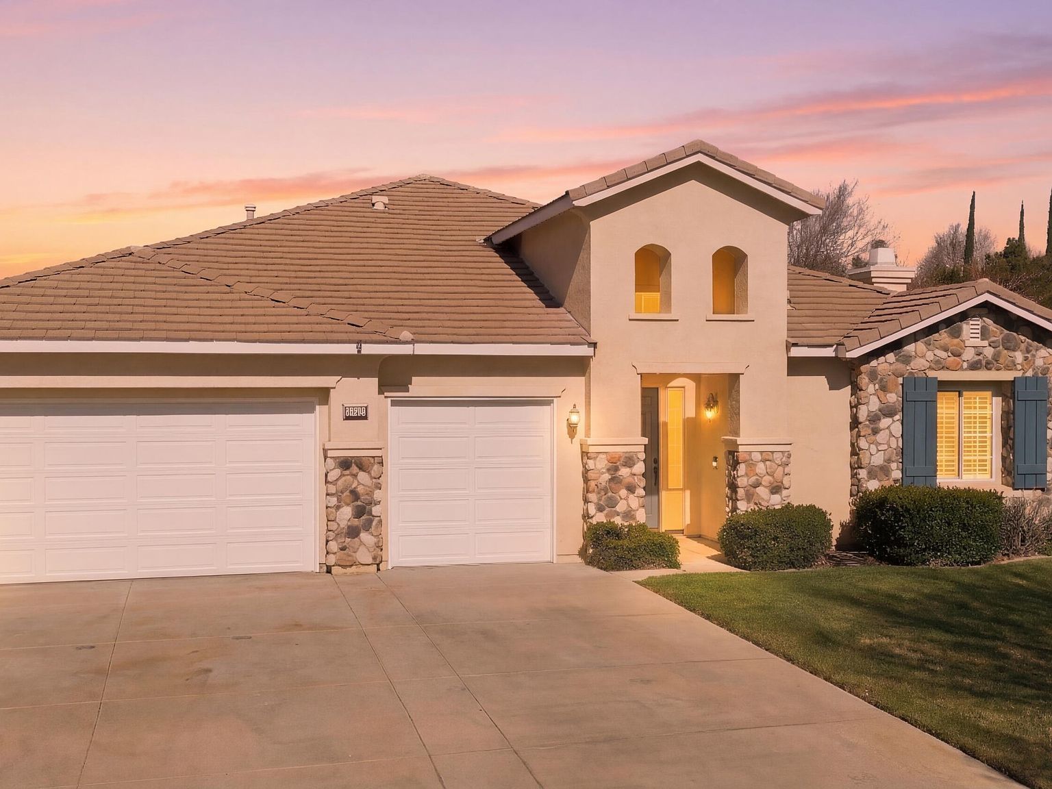 41861 Montallegro St Lancaster, CA 93536 - Thumbnail 2