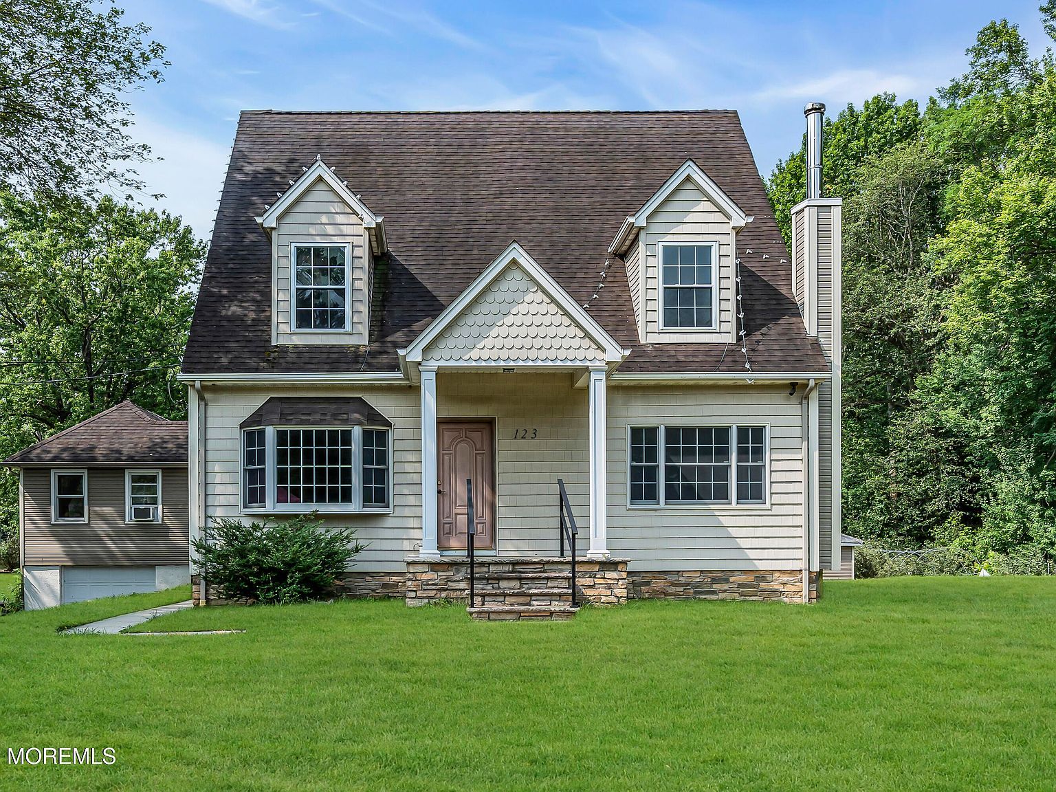 123 Freehold Rd Manalapan, NJ 07726 - Thumbnail 2