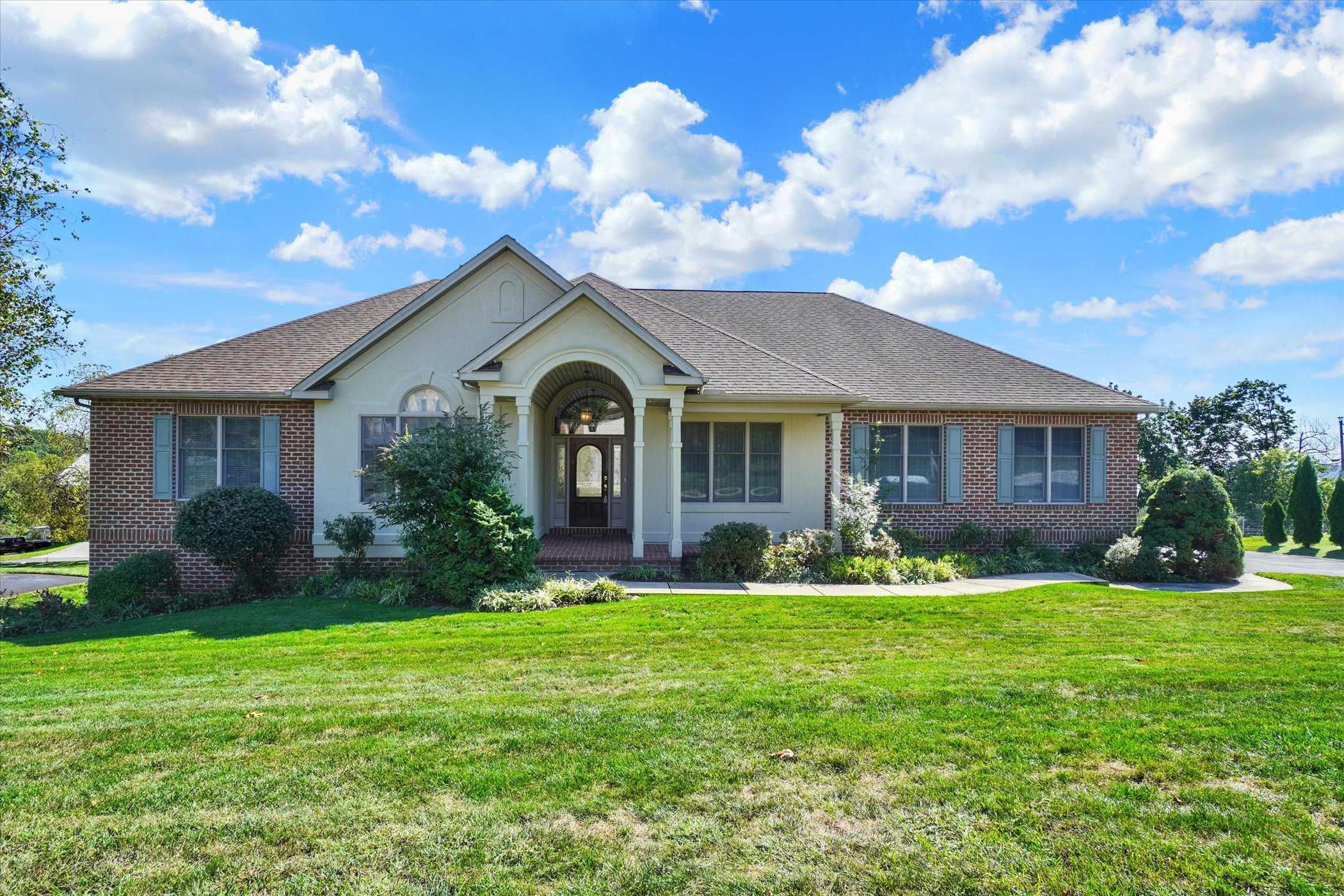 2280 Spangler Circle, York, PA, USA, 17406 - Thumbnail 2