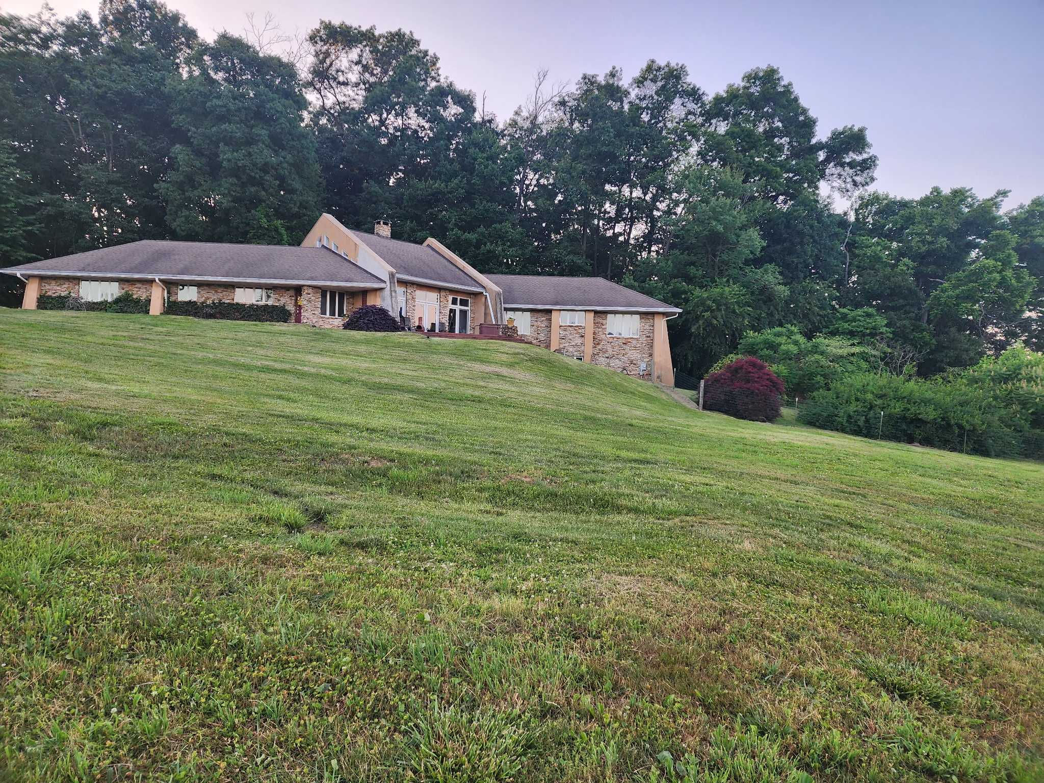 8272 Woodbine Road, Airville, PA, USA, 17302 - Thumbnail 4