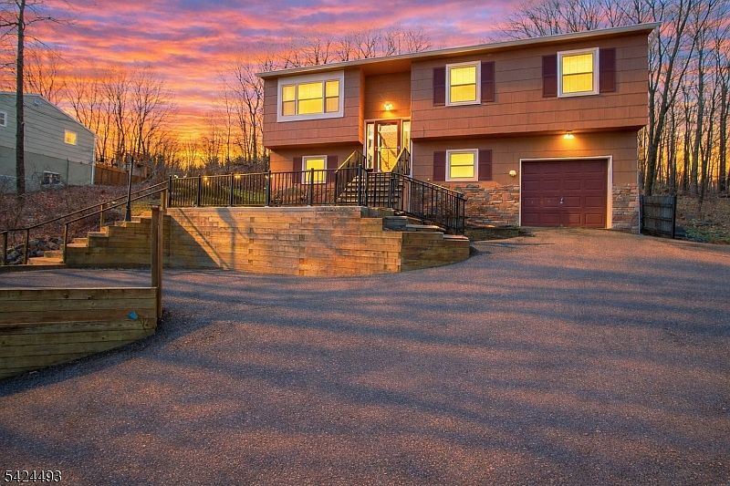 142 Valley View Dr Rockaway, NJ 07866  | Single Family