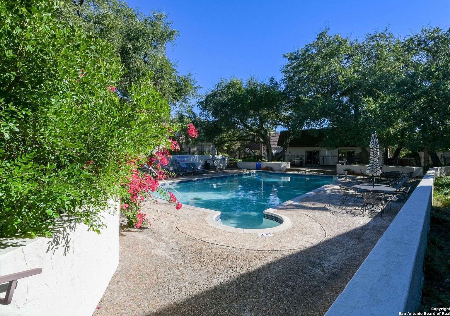 8715 Starcrest Dr APT 58 San Antonio, TX 78217 - Thumbnail 2