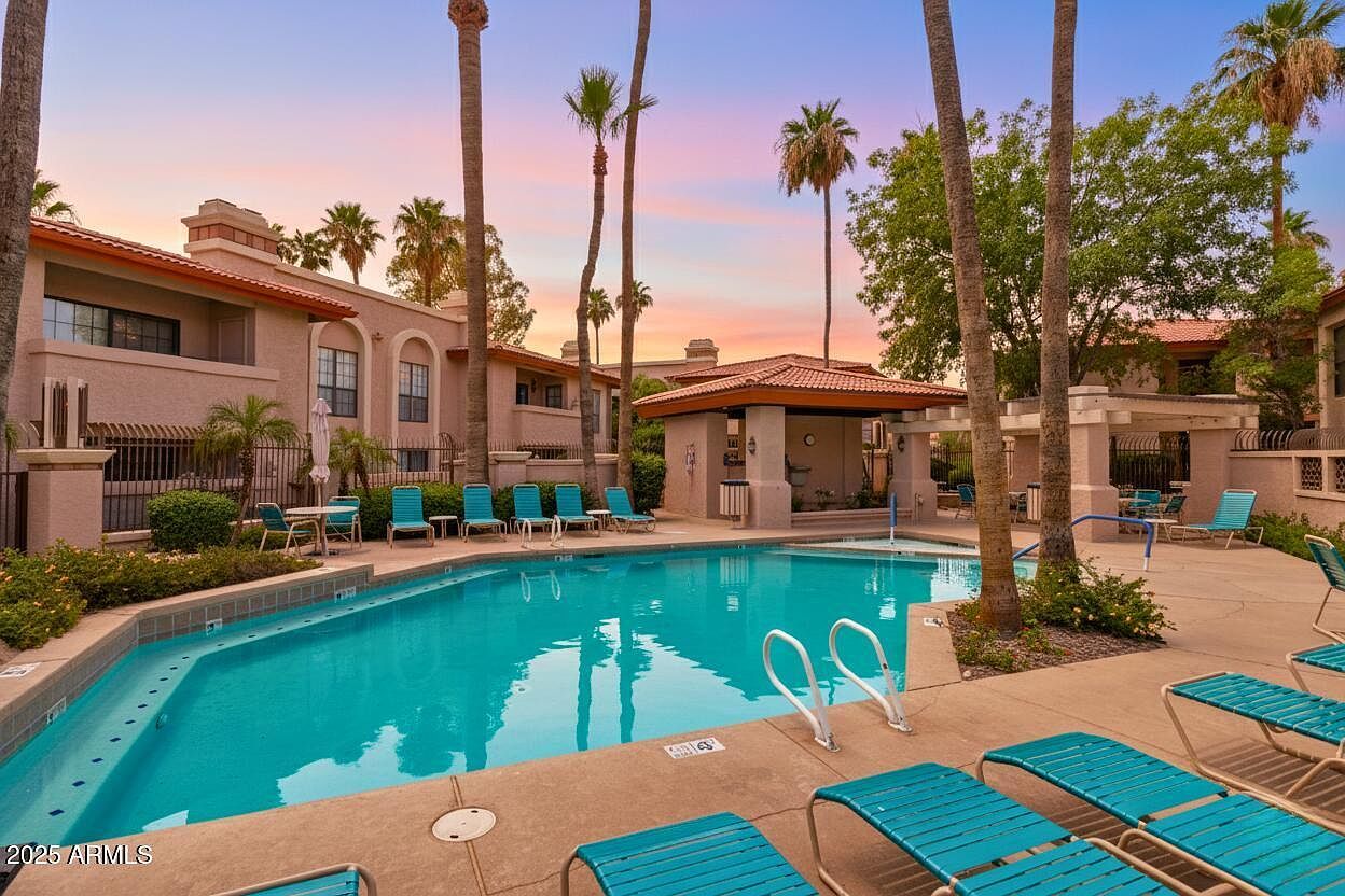 10410 N Cave Creek Rd UNIT 2229 Phoenix, AZ 85020 - Thumbnail 2