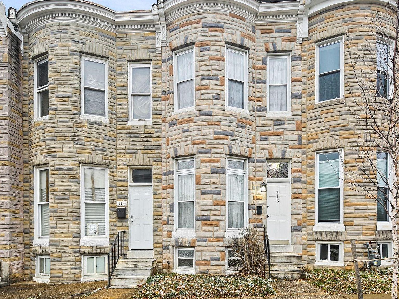 116 S Loudon Ave Baltimore, MD 21229 - Thumbnail 2